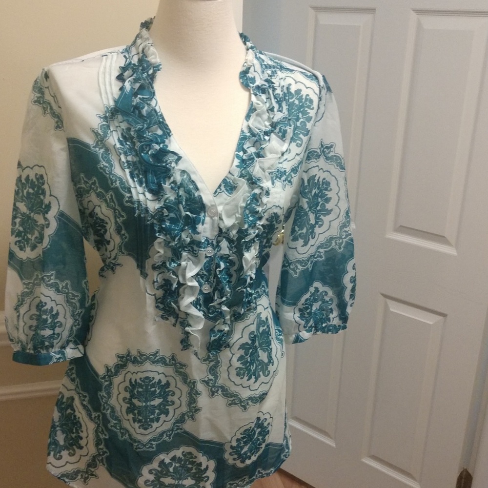 NY & co Semi sheer tunic/cover up